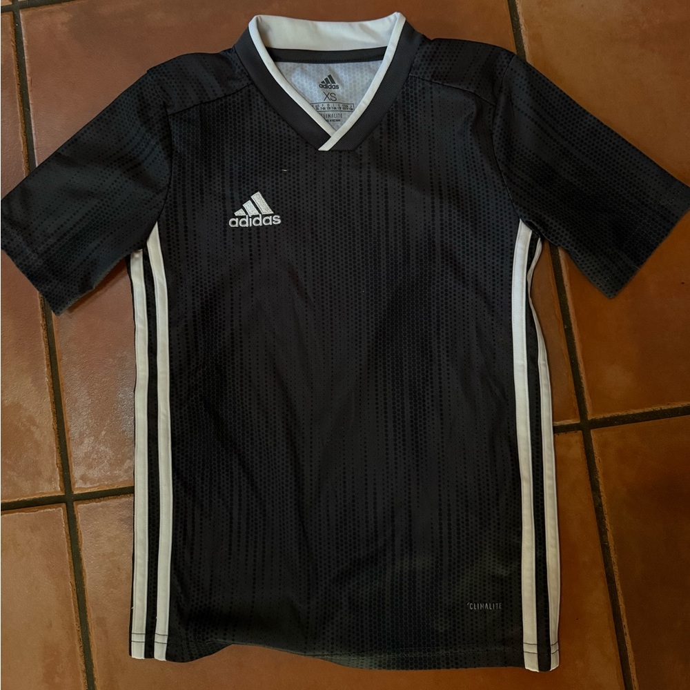 Adidas extra small‎ shirt